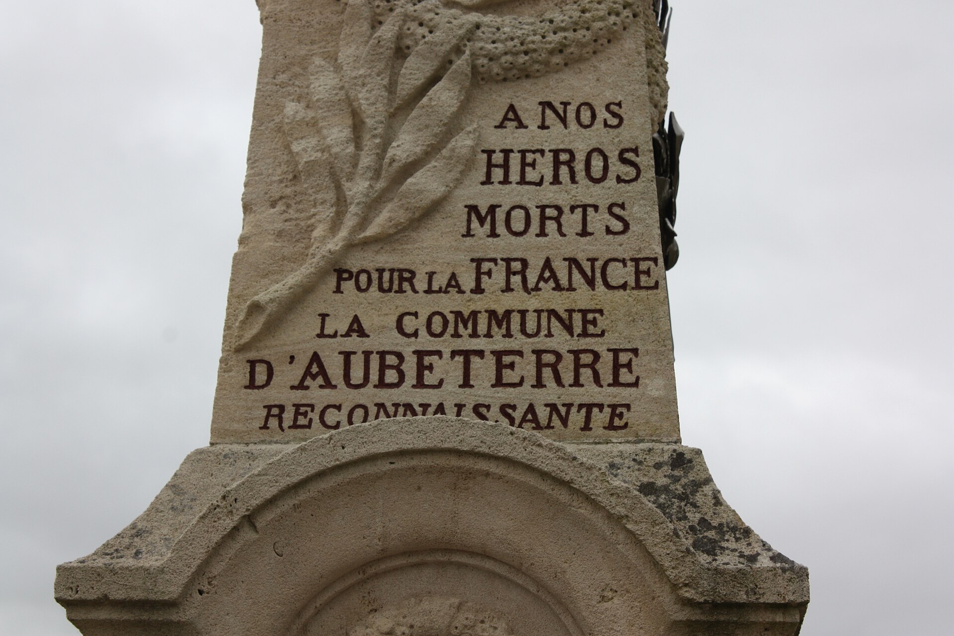 Aubeterre, Monument aux morts
