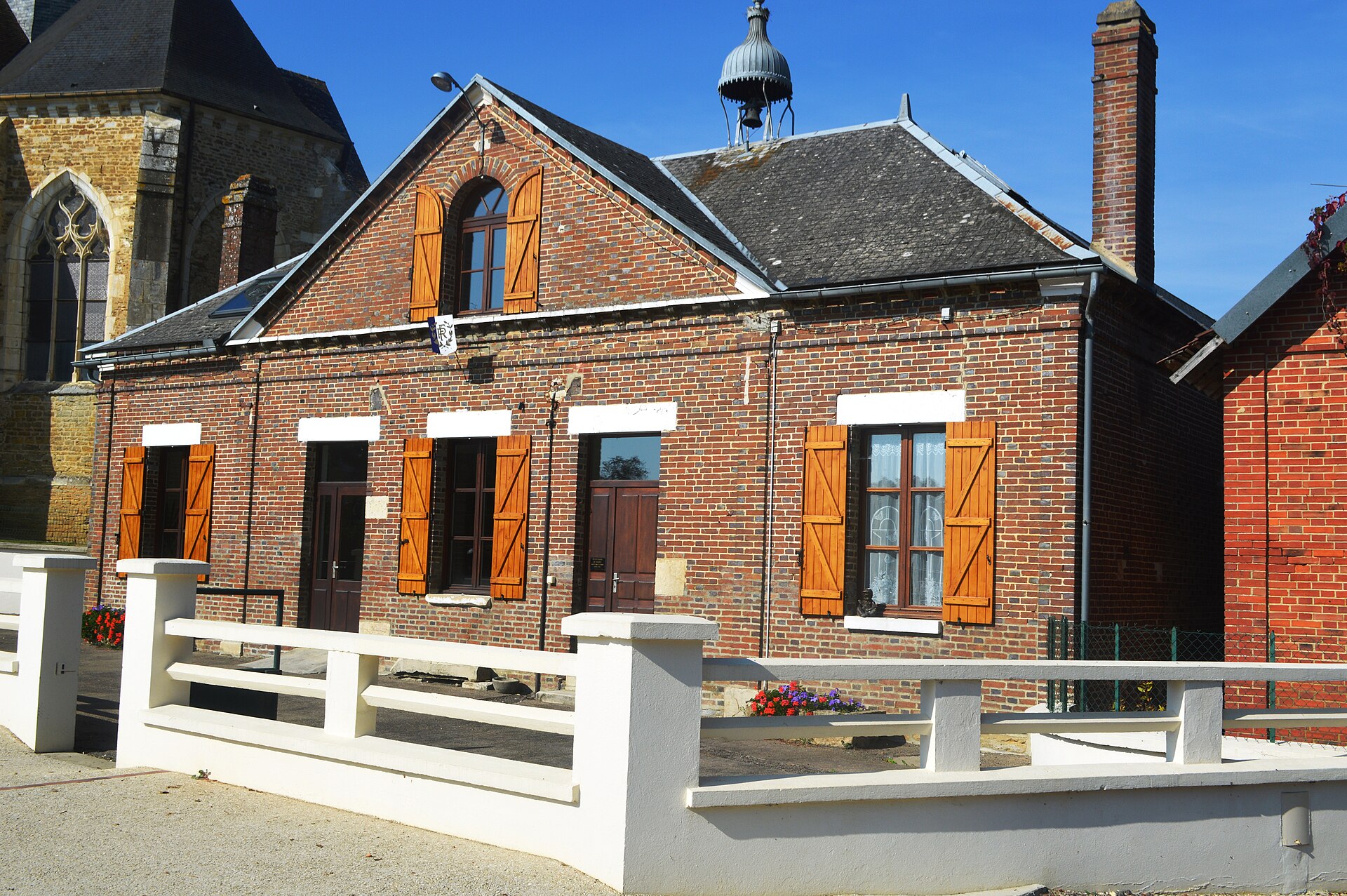Avreuil Town Hall