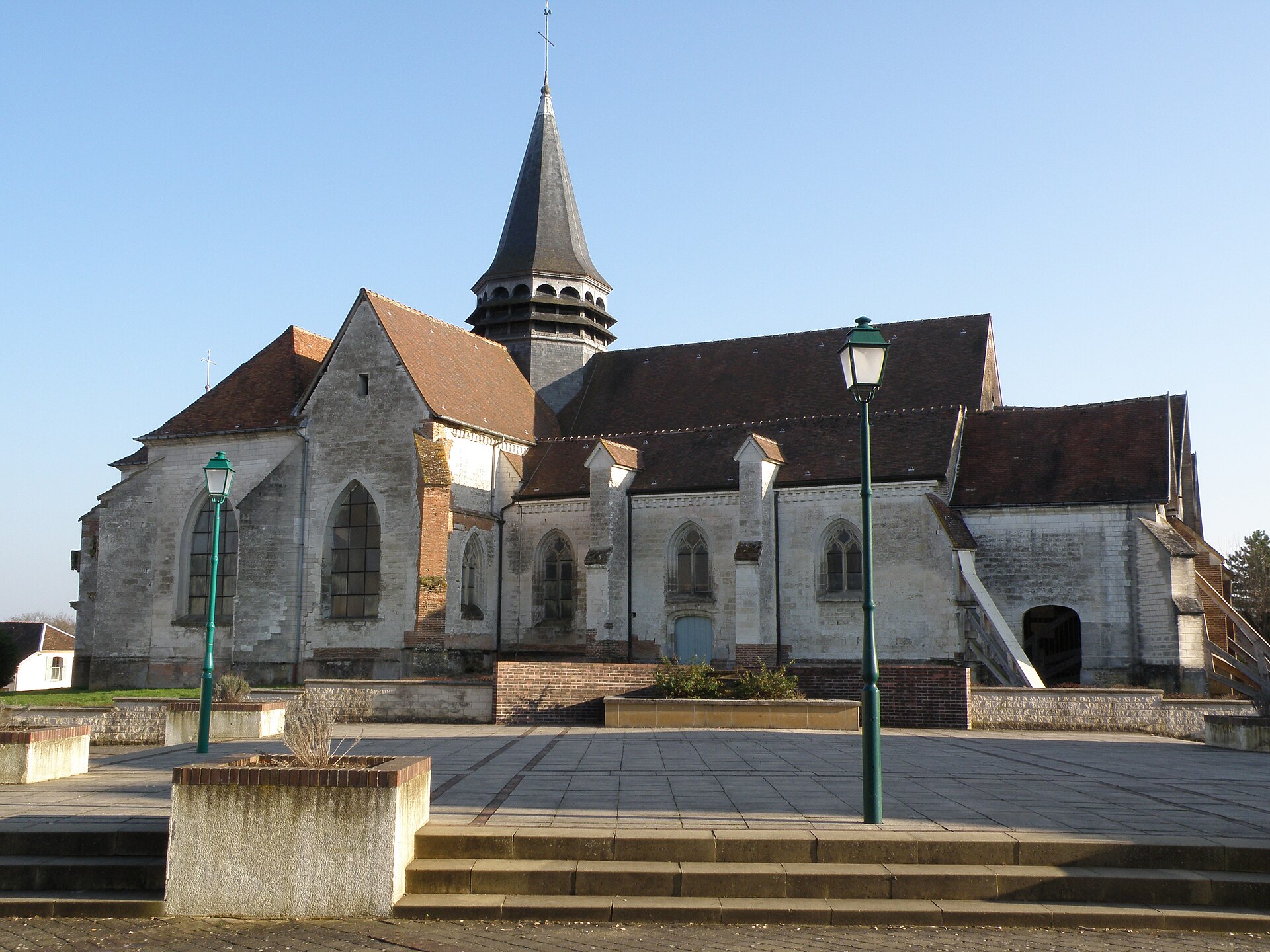 Eglise Saint-Laurent Bouilly
