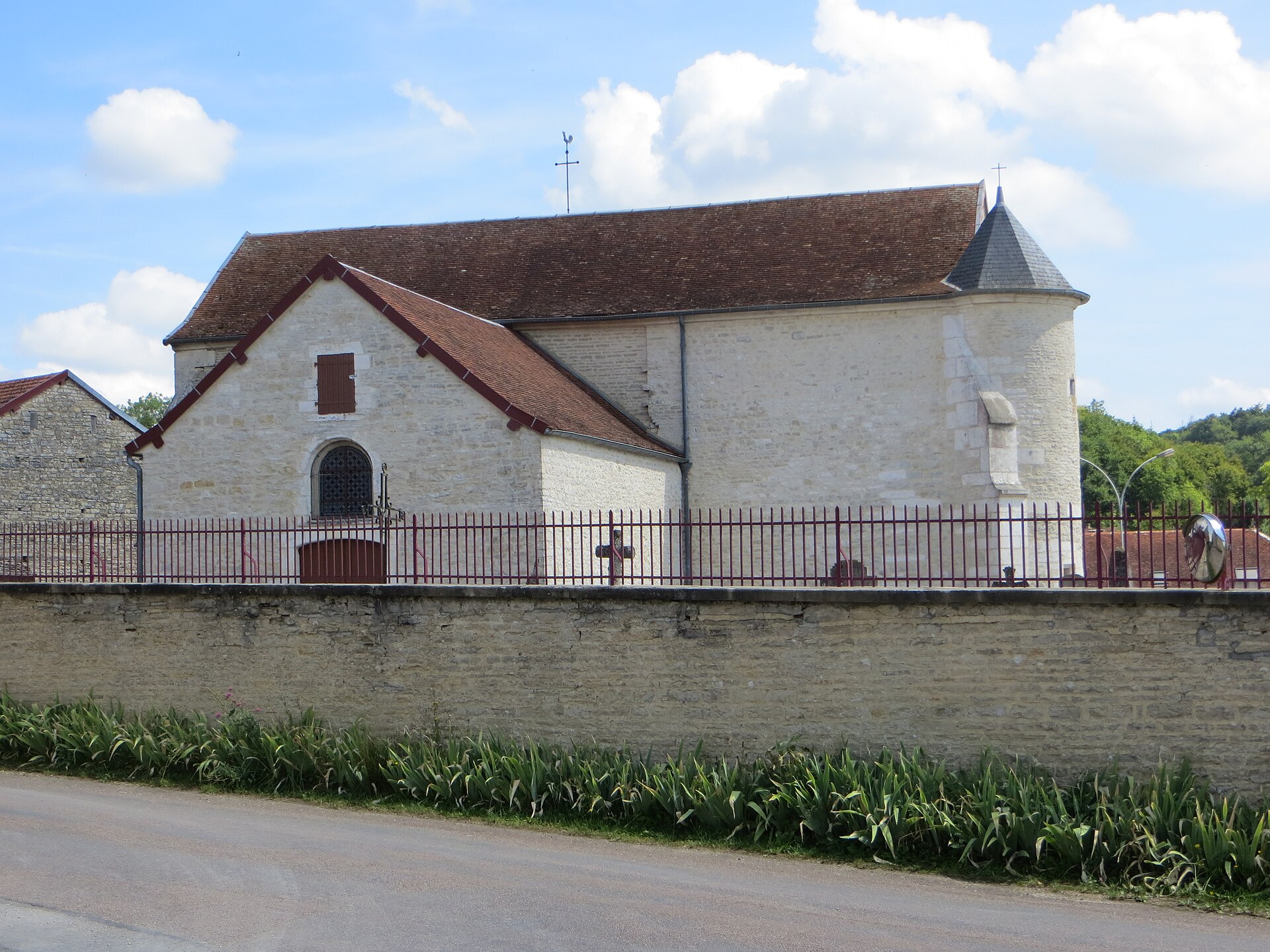 Beauvoir-sur-Sarce − Église Notre-Dame-de-l'Assomption