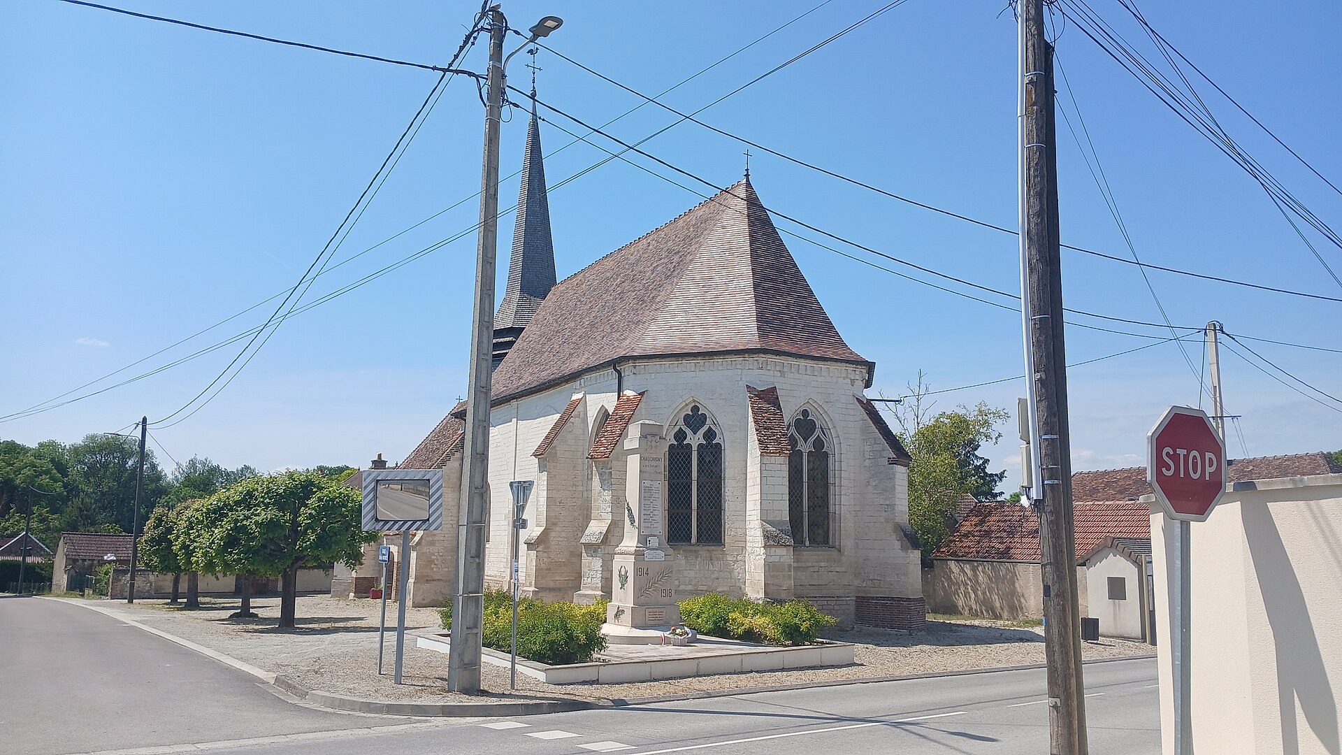 Chauchigny, église de la Nativité de Notre-Dame (chevet)