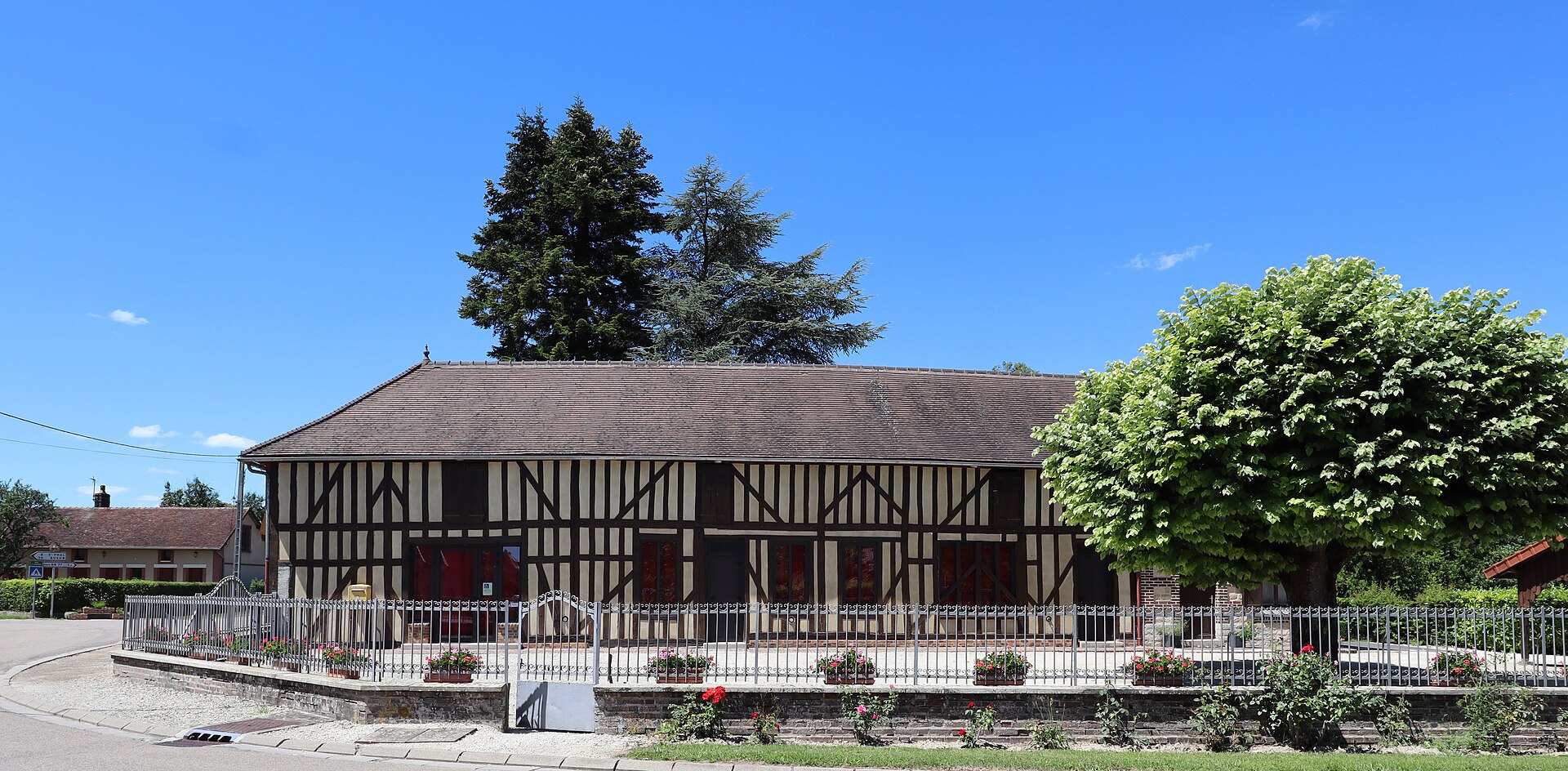 Mairie de Fays-la-Chapelle (Aube)