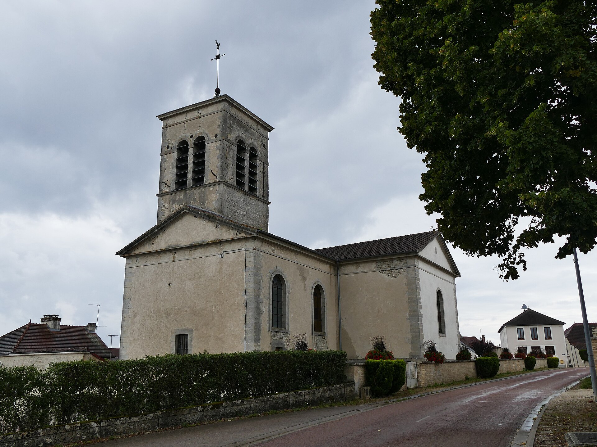 Fontette, Église Saint-Corneille-et-Saint-Cyprien