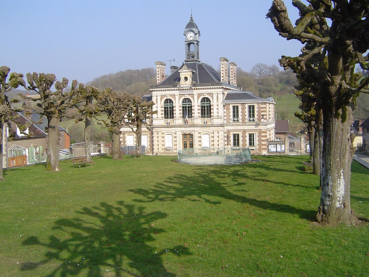 Maraye-en-Othe, La mairie