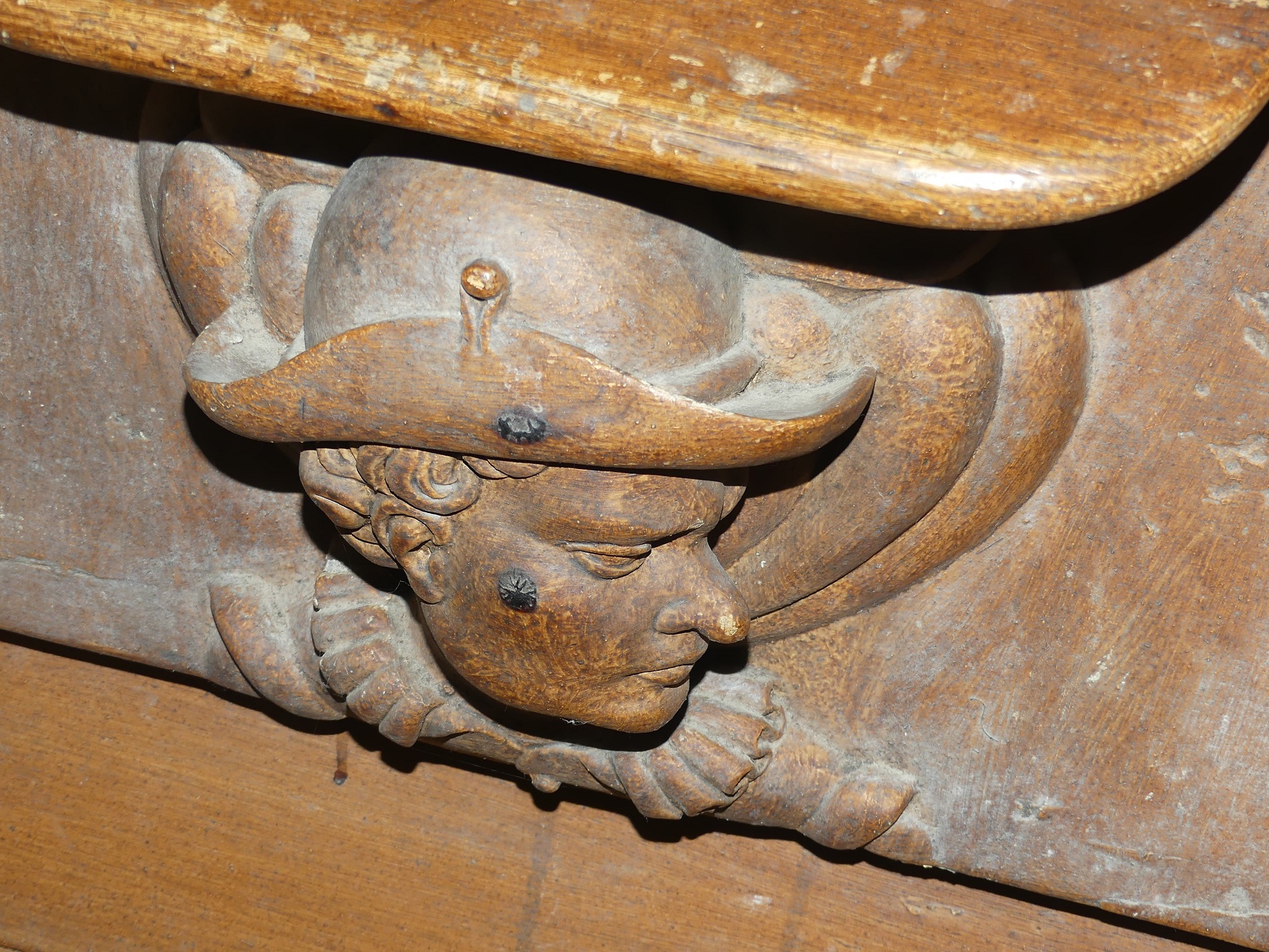 Miséricorde, homme au chapeau, Marolles-lès-Bailly