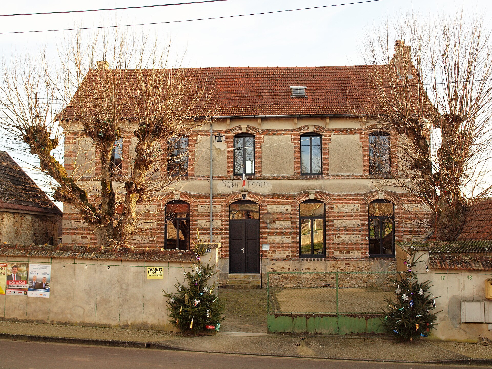 Plessis-Barbuise mairie