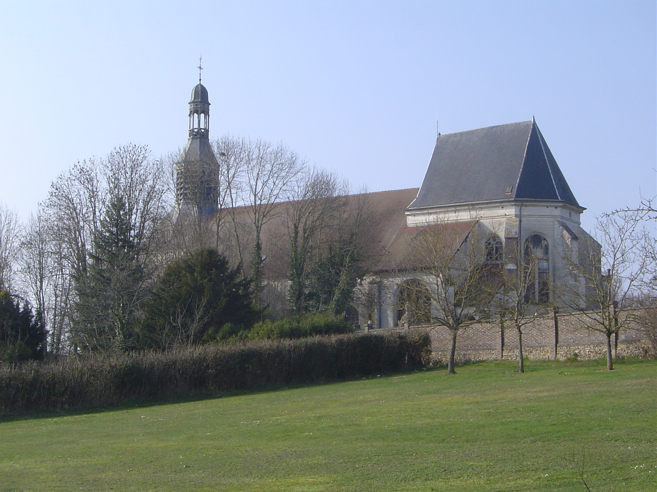 Saint-Mards-en-Othe, L'église