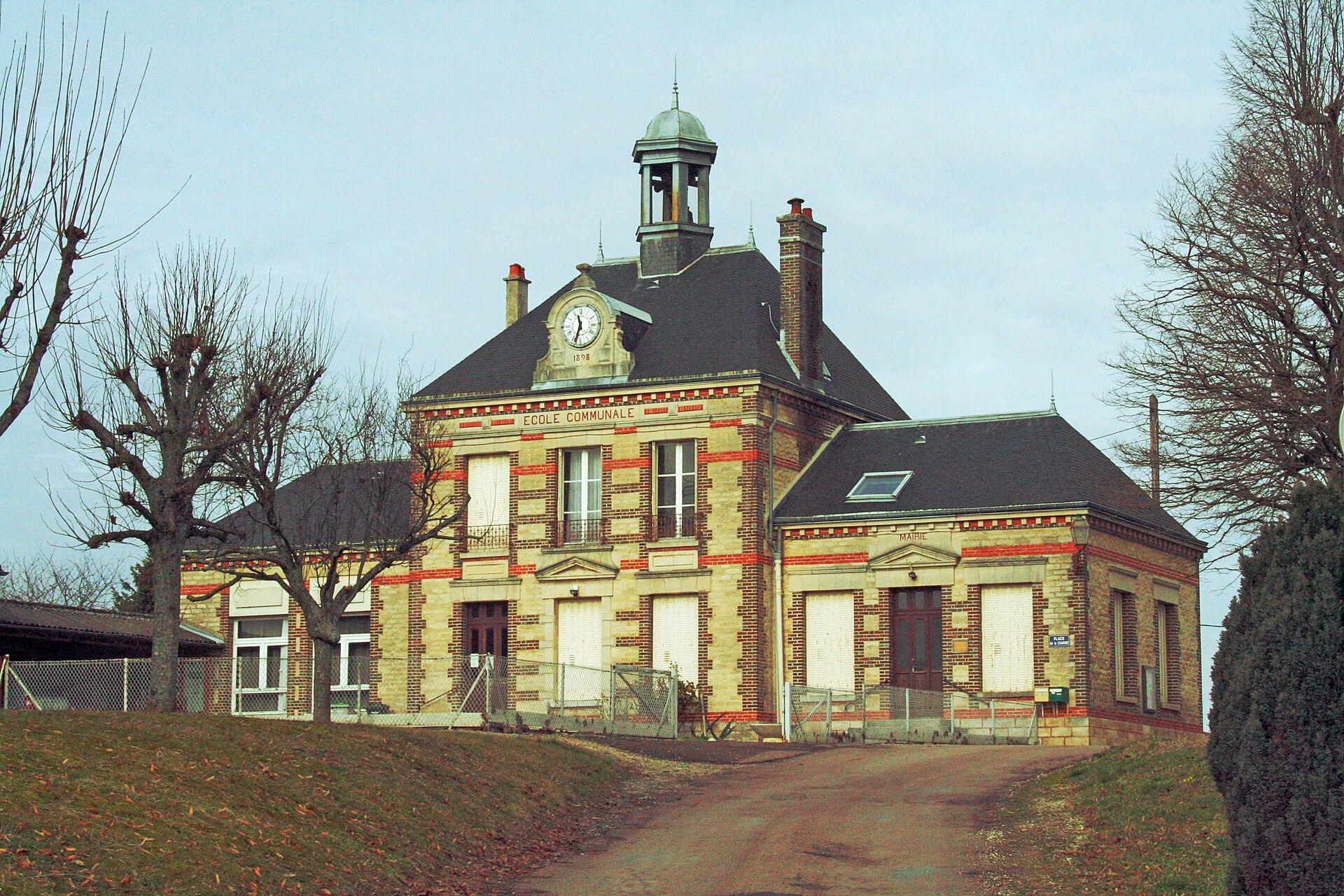 Mairie de Souligny